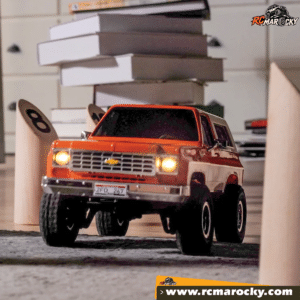 شراء شاحنة تسلق الصخور والمسارات الوعرة قياس صغير للكبار مع التوصيل FCX24 Chevrolet K5 Blazer S RTR - 7 شراء شاحنة تسلق الصخور والمسارات الوعرة قياس صغير للكبار مع التوصيل FCX24 Chevrolet K5 Blazer S RTR - 7