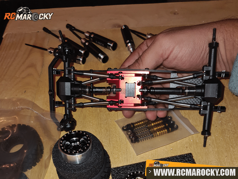 Scratch build of TRX4M RC crawler with parts from RC MAROCKY
